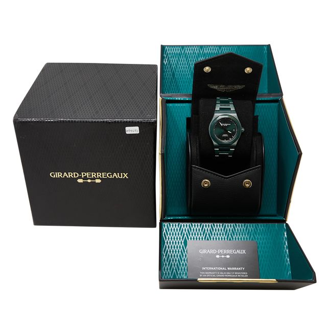 Girard Perregaux Laureato 81005-32-3080-1CX Image 5